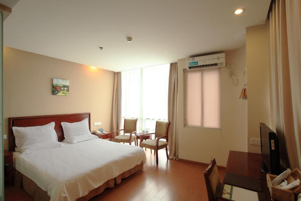 Greentree Inn Shanghai Dongming Road Subway Station Express Hotel Szoba fotó