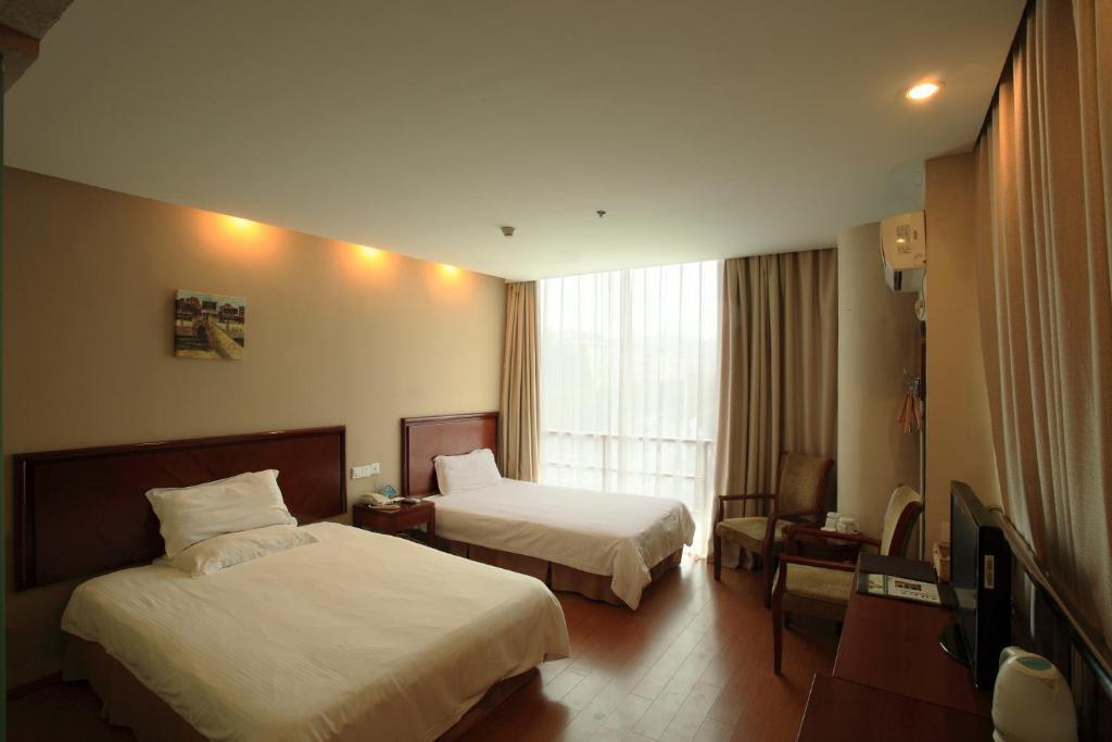 Greentree Inn Shanghai Dongming Road Subway Station Express Hotel Szoba fotó