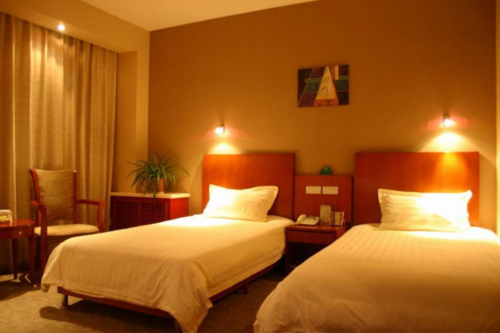Greentree Inn Shanghai Dongming Road Subway Station Express Hotel Kültér fotó