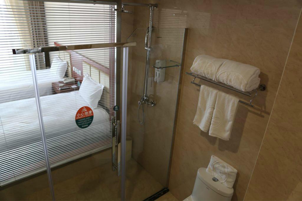Greentree Inn Shanghai Dongming Road Subway Station Express Hotel Kültér fotó